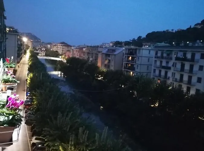 La Conchiglia, Air Conditioning, Parking Holiday home Rapallo